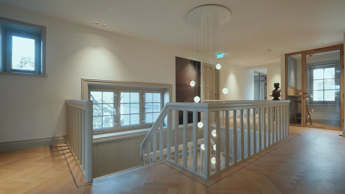 Hall & Workspace